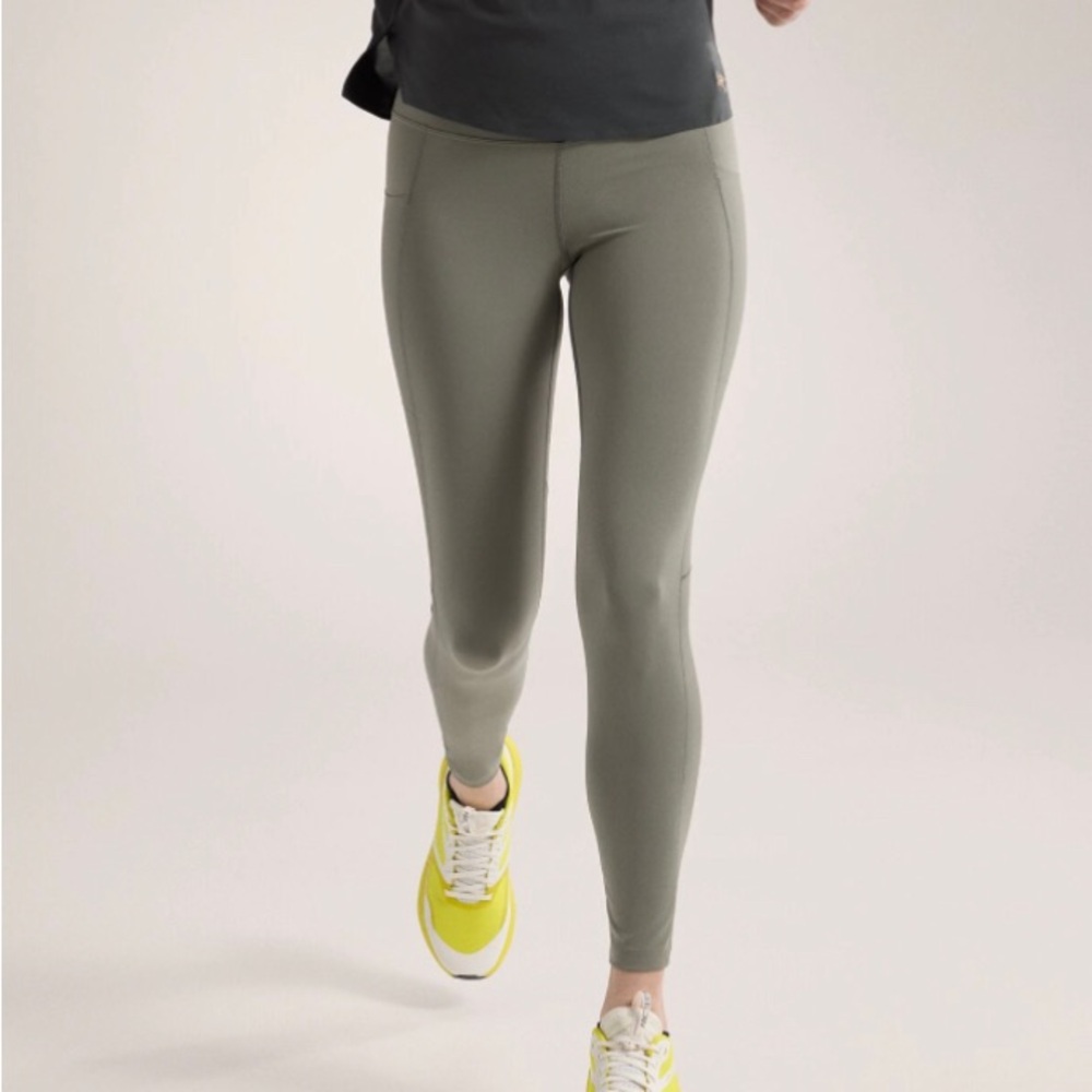 Arc'teryx Women's Olive Green Leggings
